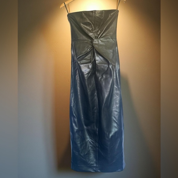 NWT Vegan Leather Strapless Cocktail Dress SOLD OUT sz 2 - Picture 6 of 10